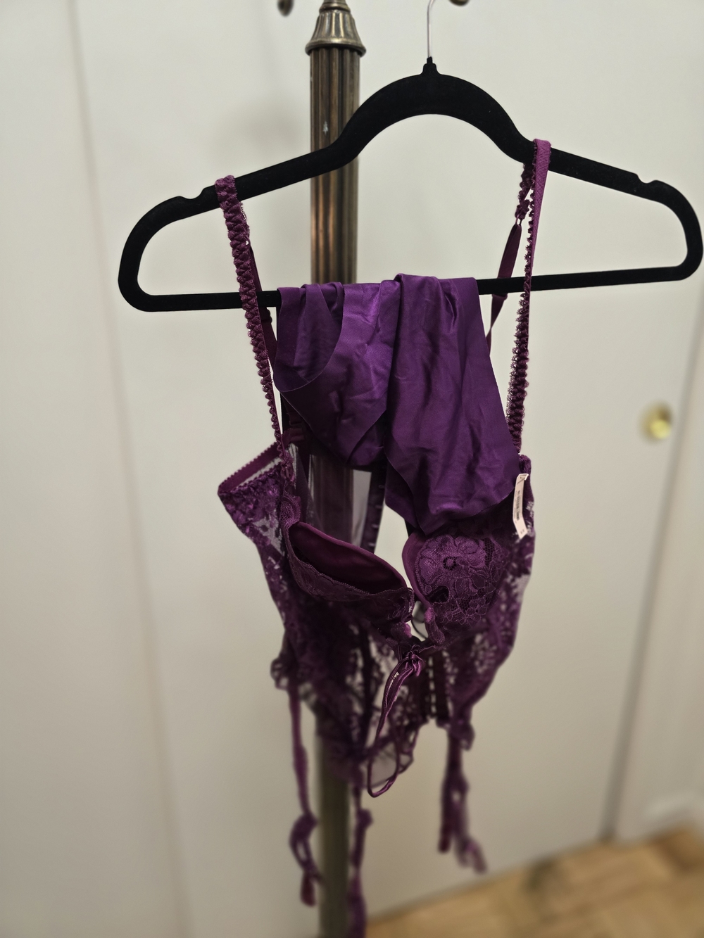 Victoria's Secret Plum Lace Bustier Corset - Picture 7 of 7